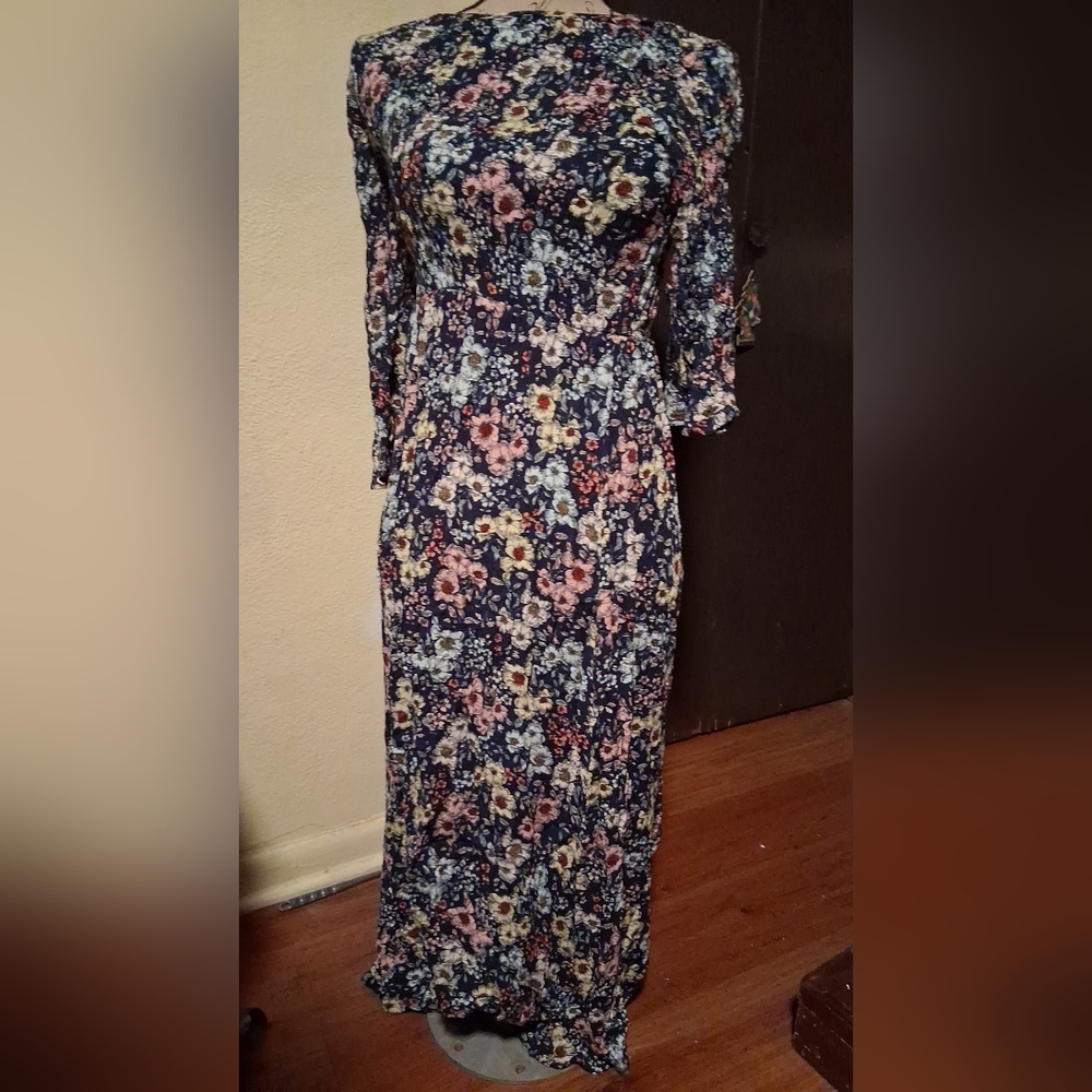 a.n.a Multicolor Floral Long Sleeve Dress